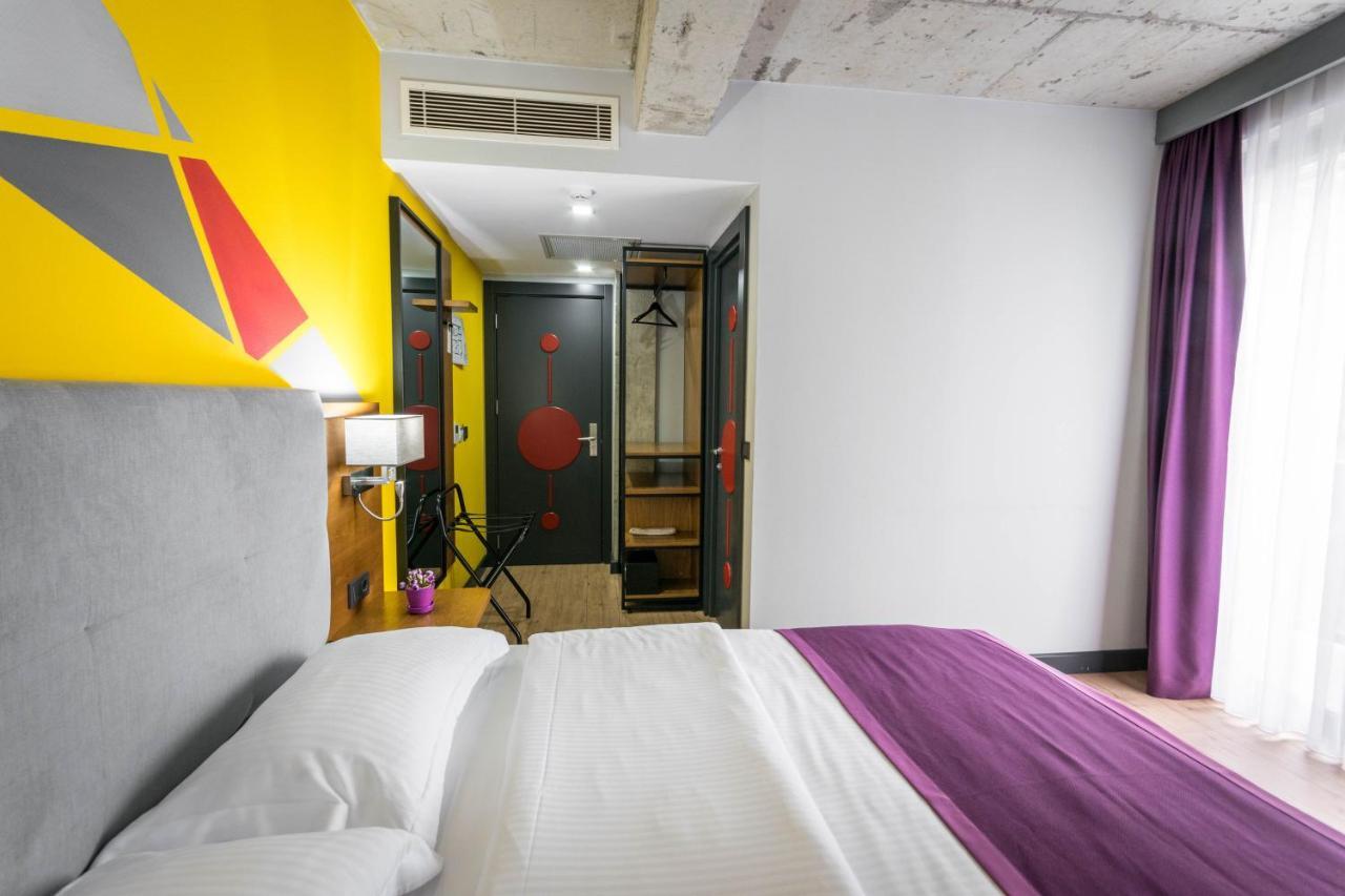 Hotel Adora Tbilisi Esterno foto